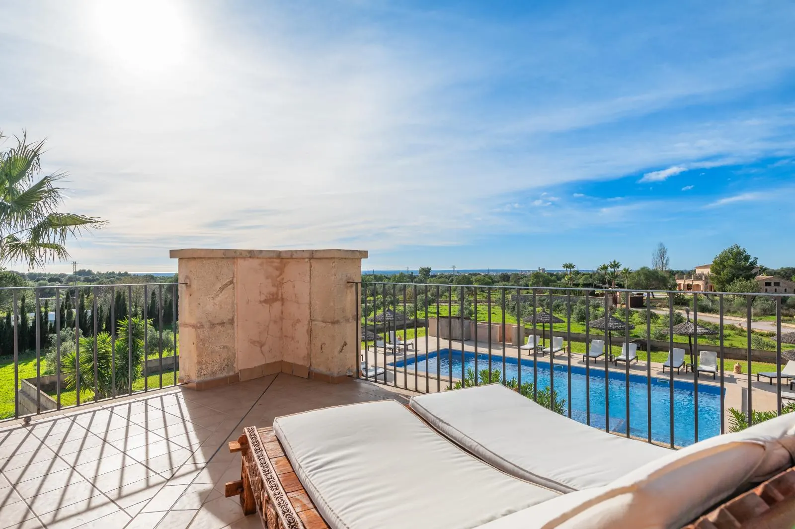 Doppelzimmer mit großer Terrasse und Aussicht